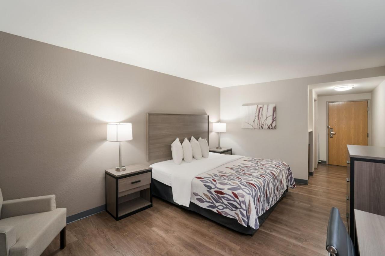 Red Roof Inn & Suites Carrollton, Ga - West Georgia Экстерьер фото